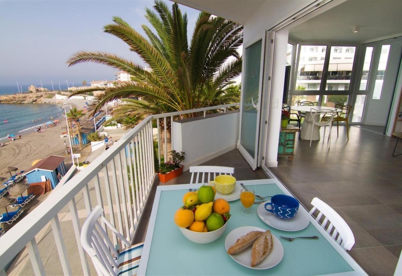 Super Front Line Modern New Apartm Nerja Zewnętrze zdjęcie