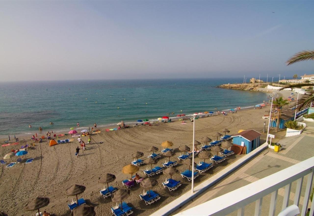 Super Front Line Modern New Apartm Nerja Zewnętrze zdjęcie